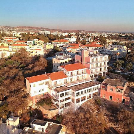 Axiothea Hotel Пафос Екстер'єр фото